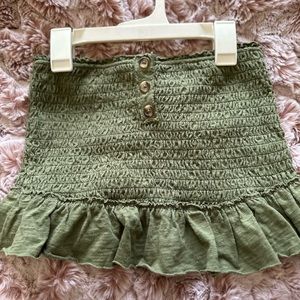 Free People Top. Size S. Trendy green color